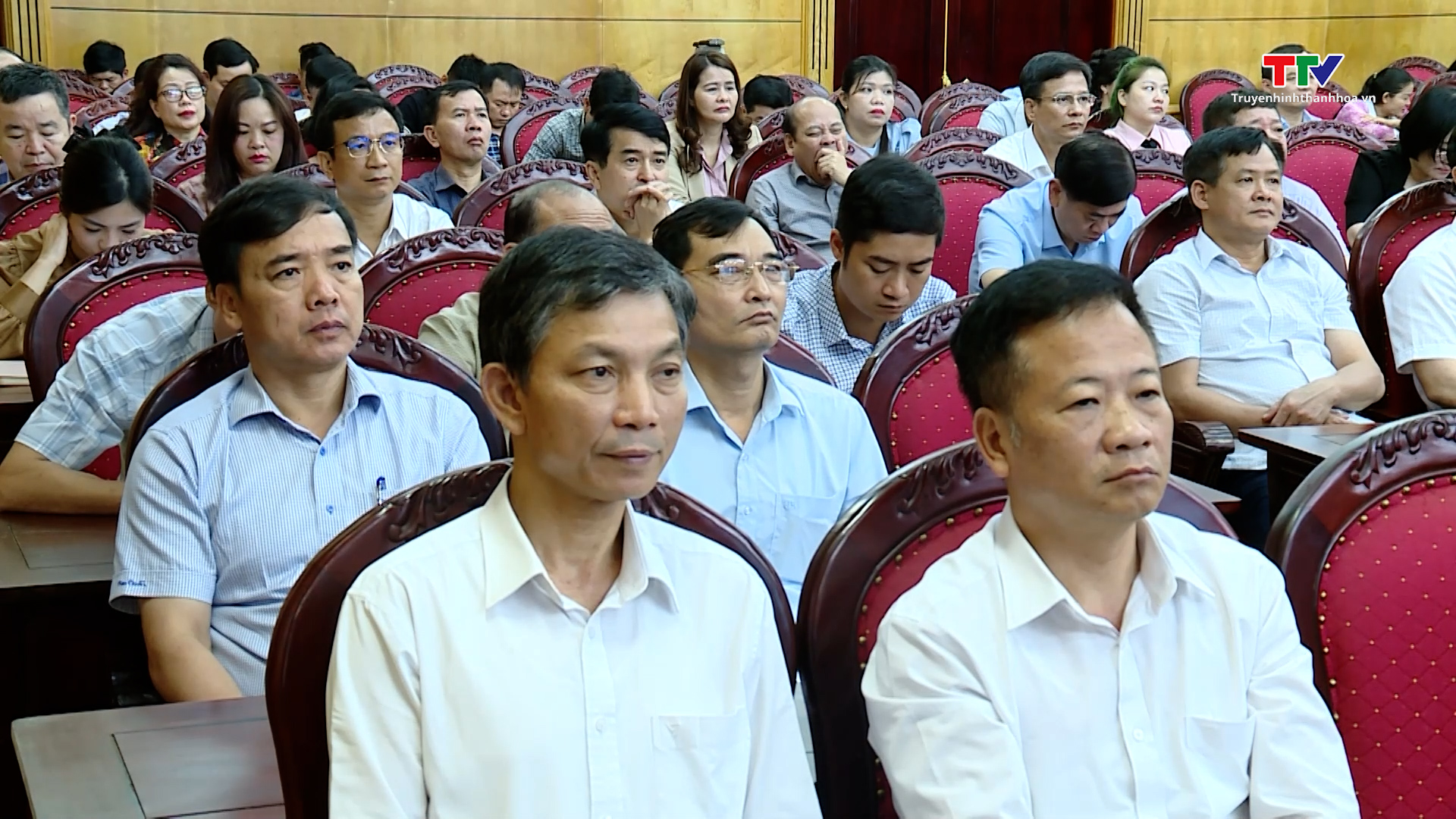 Hội nghị toàn quốc quán triệt, triển khai thực hiện
các Nghị quyết của Bộ Chính trị
- Ảnh 4. Hội nghị toàn quốc quán triệt, triển khai thực hiện
các Nghị quyết của Bộ Chính trị
- Ảnh 4.
