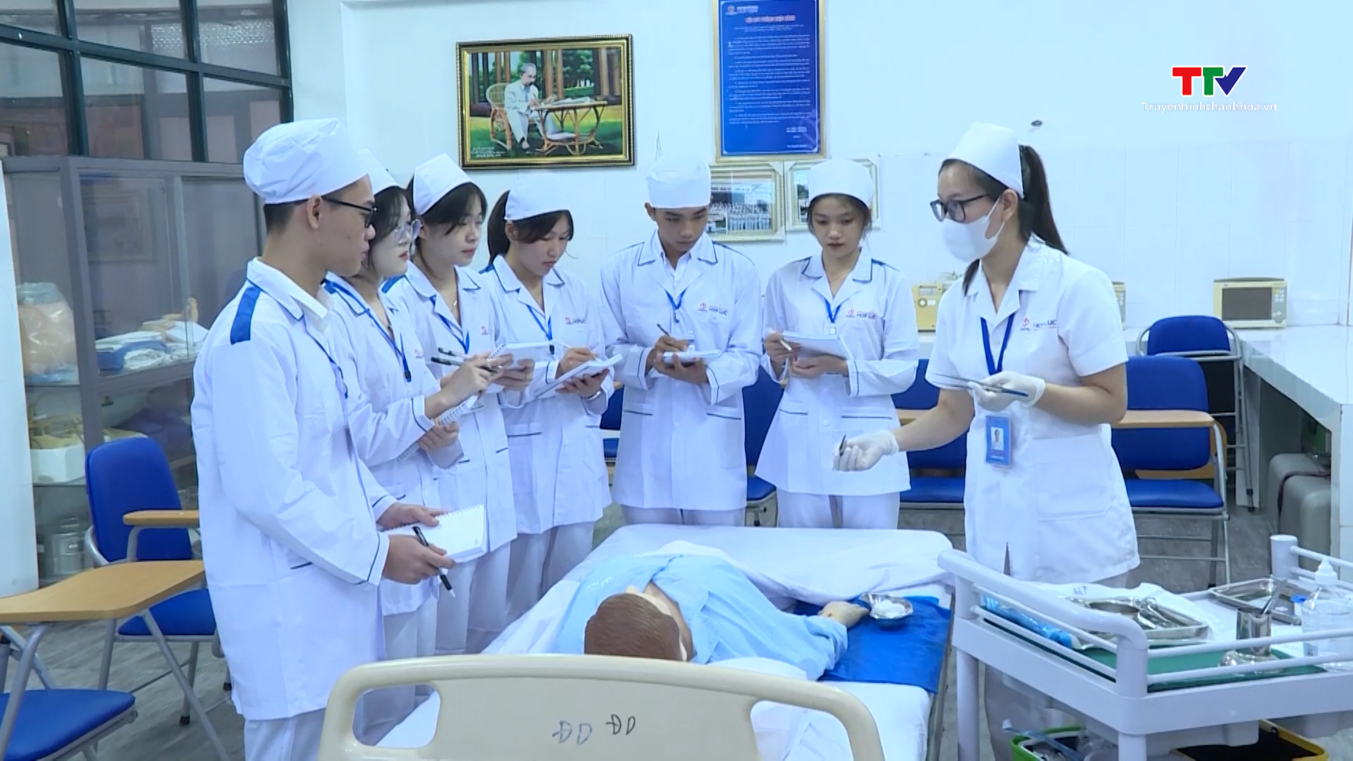 Mở rộng hợp tác quốc tế đào tạo nguồn nhân lực chất lượng cao- Ảnh 8. Mở rộng hợp tác quốc tế đào tạo nguồn nhân lực chất lượng cao- Ảnh 8.