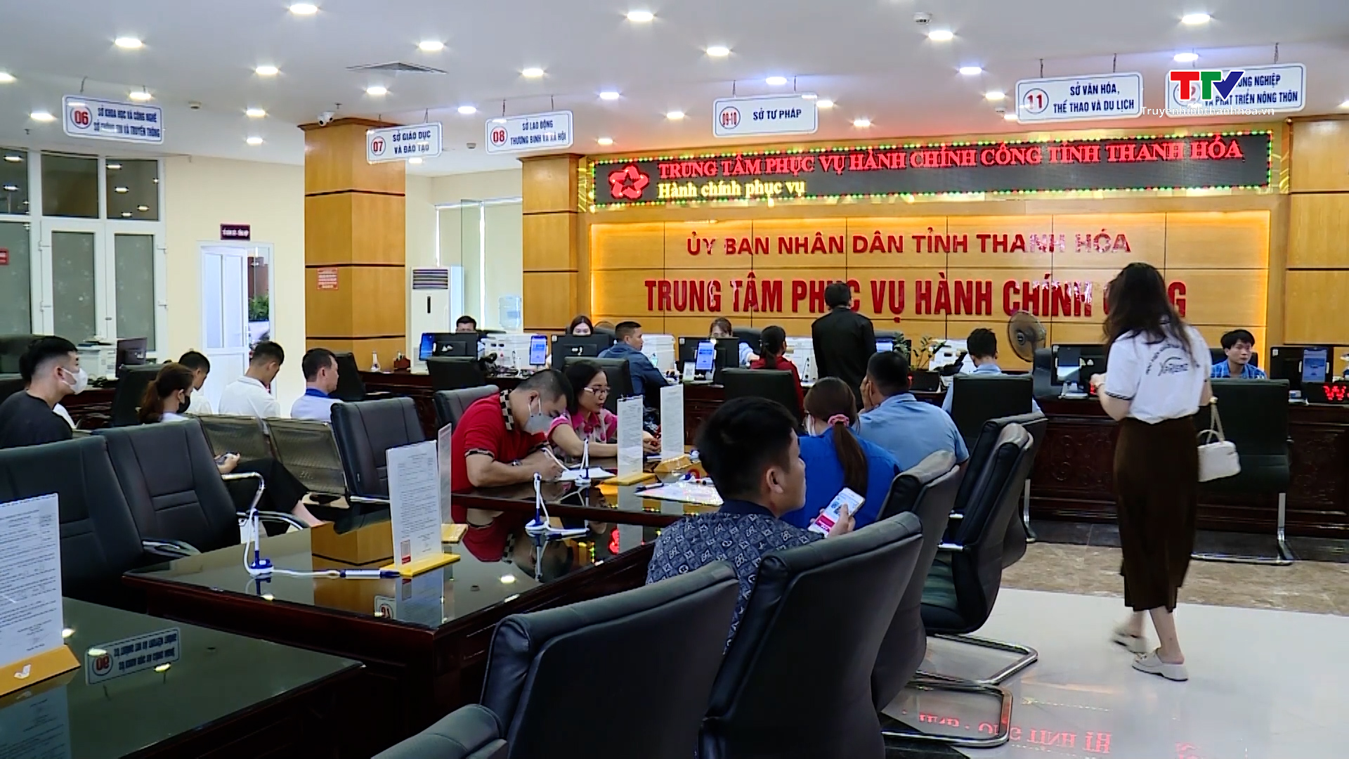 Cả nước thi đua đổi mới sáng tạo và chuyển đổi số- Ảnh 1. Cả nước thi đua đổi mới sáng tạo và chuyển đổi số- Ảnh 1.
