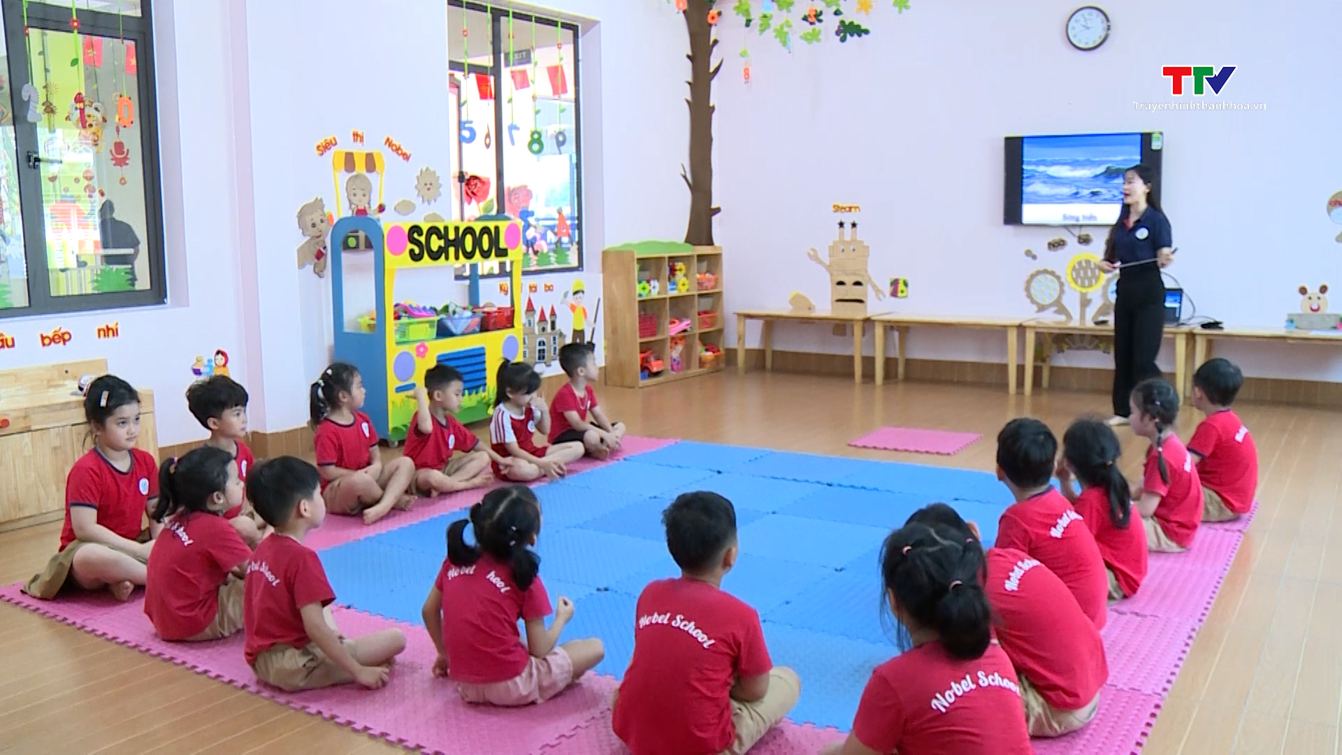 Thanh Hóa phát triển hệ thống trường học ngoài công lập- Ảnh 7. Thanh Hóa phát triển hệ thống trường học ngoài công lập- Ảnh 7.