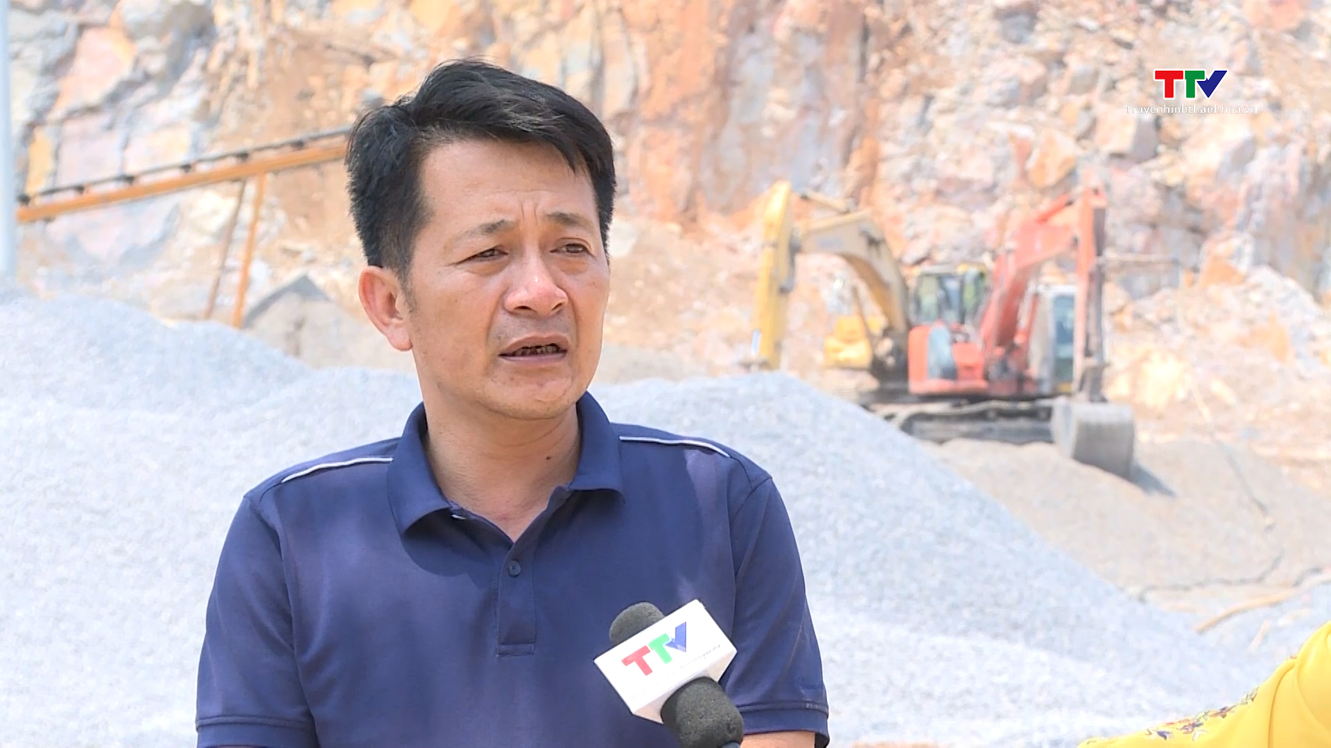 Thạch Thành tăng cường đảm bảo giao thông tại khu vực đông dân cư- Ảnh 3. Thạch Thành tăng cường đảm bảo giao thông tại khu vực đông dân cư- Ảnh 3.