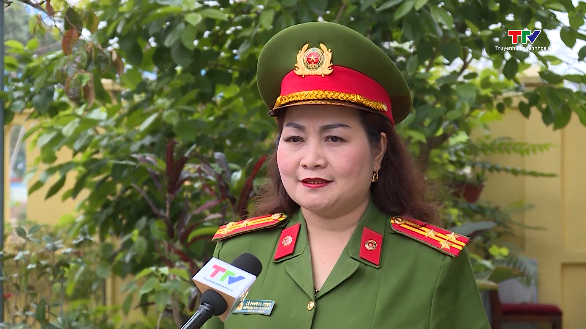 Công an Thanh Hóa cấp căn cước và tài khoản định danh điện tử trong dịp nghỉ lễ- Ảnh 3. Công an Thanh Hóa cấp căn cước và tài khoản định danh điện tử trong dịp nghỉ lễ- Ảnh 3.