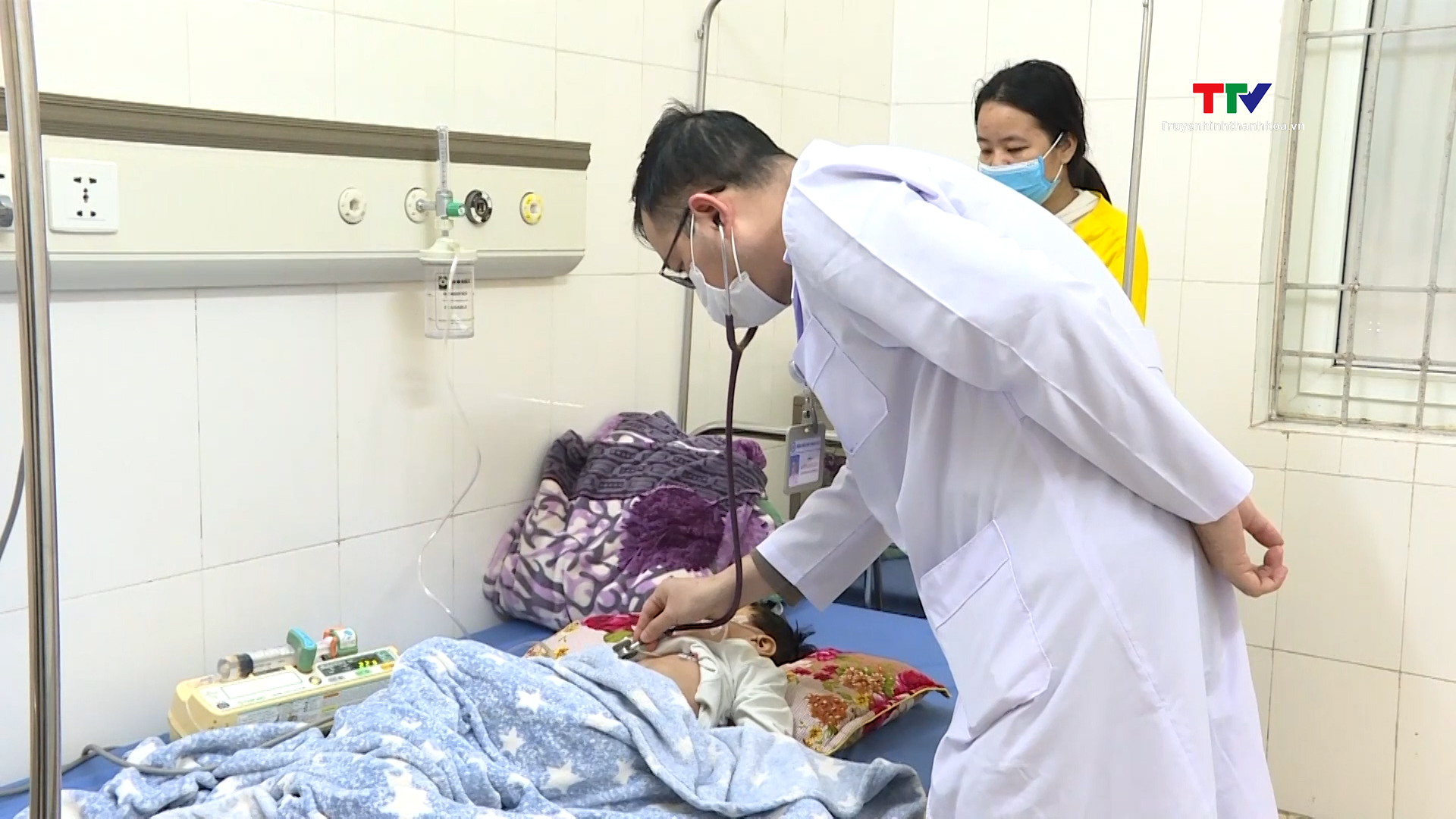 Bộ Y tế yêu cầu tăng tốc tiêm vaccine phòng, chống dịch sởi- Ảnh 1. Bộ Y tế yêu cầu tăng tốc tiêm vaccine phòng, chống dịch sởi- Ảnh 1.