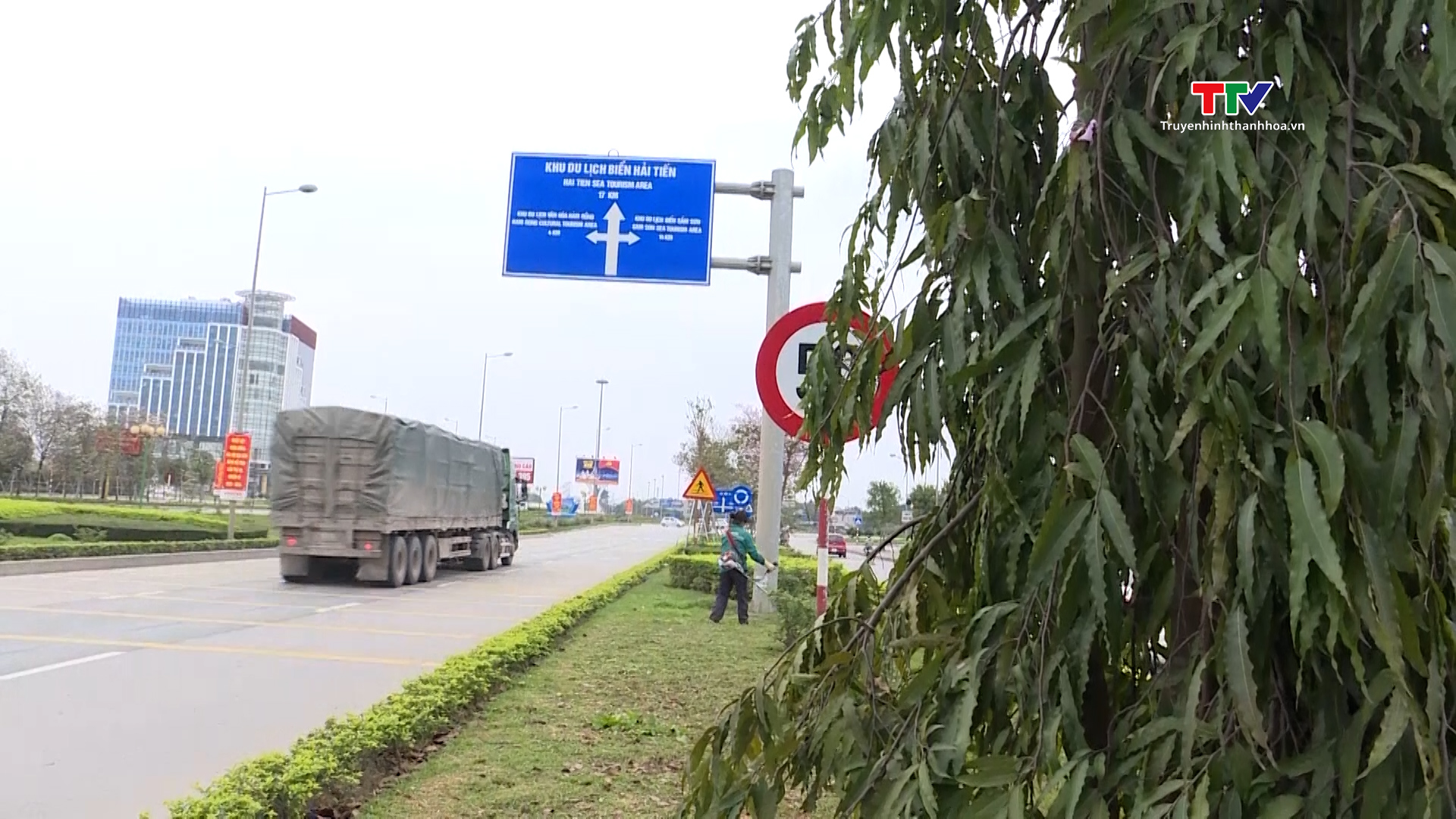 Khẩn trương xử lý bất cập về tổ chức giao thông đường bộ- Ảnh 1. Khẩn trương xử lý bất cập về tổ chức giao thông đường bộ- Ảnh 1.