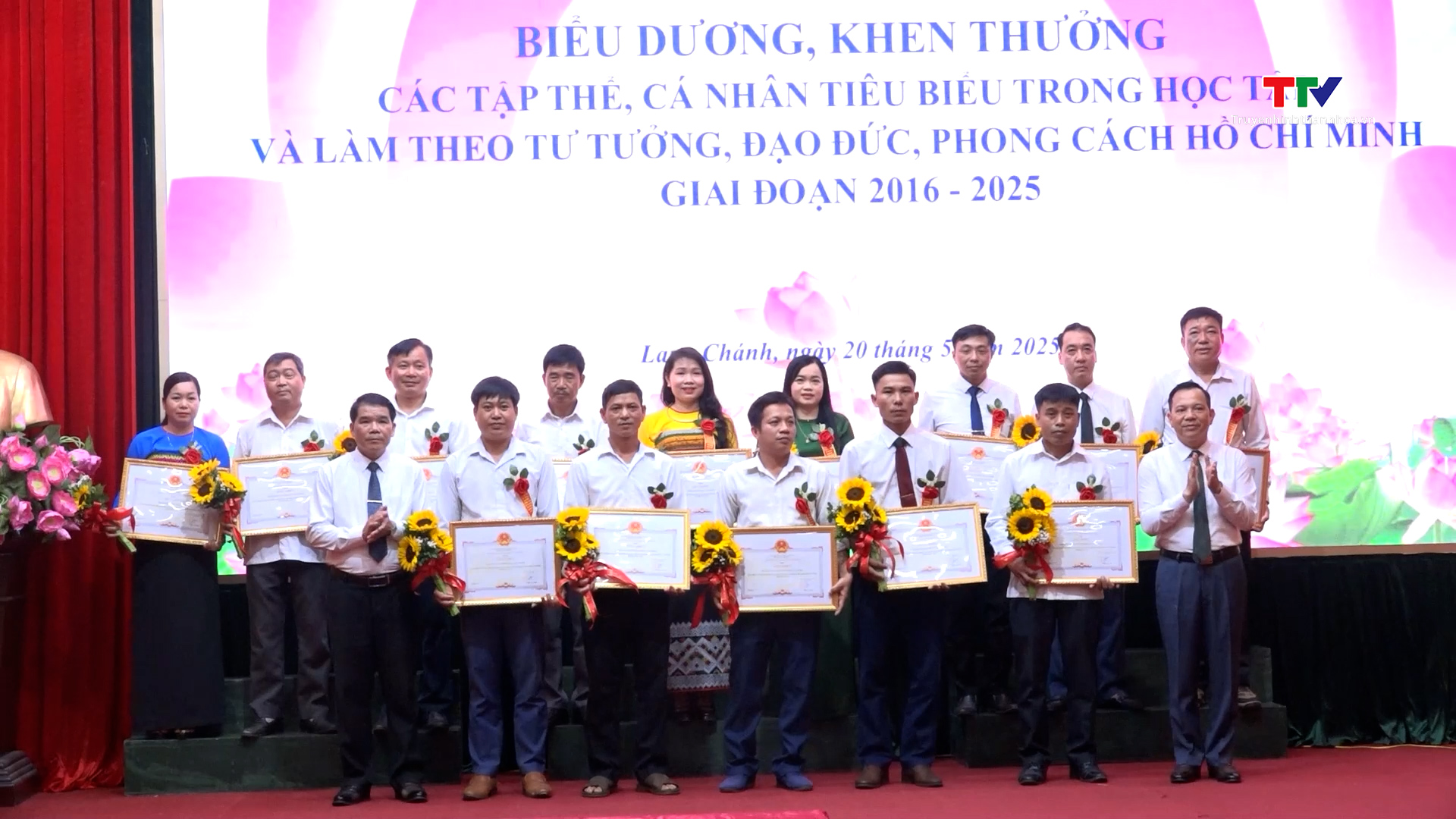Lang Chánh tổng kết 10 năm triển khai Chỉ thị 05 của Bộ Chính trị- Ảnh 2. Lang Chánh tổng kết 10 năm triển khai Chỉ thị 05 của Bộ Chính trị- Ảnh 2.