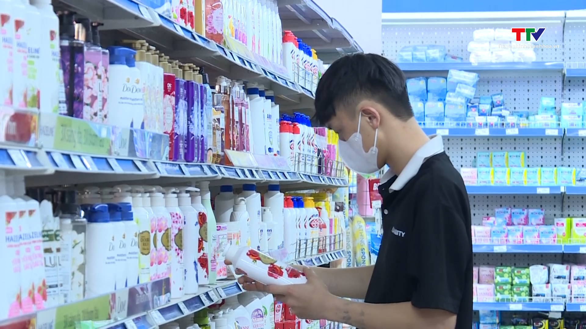Doanh thu bán lẻ hàng hoá dịch vụ tháng 5/2025 ước đạt 17.000 tỷ đồng- Ảnh 1. Doanh thu bán lẻ hàng hoá dịch vụ tháng 5/2025 ước đạt 17.000 tỷ đồng- Ảnh 1.
