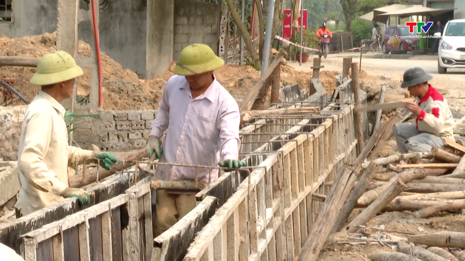 Không để xảy ra sai phạm trong triển khai các dự án đầu tư bằng nguồn vốn ngân sách- Ảnh 1. Không để xảy ra sai phạm trong triển khai các dự án đầu tư bằng nguồn vốn ngân sách- Ảnh 1.