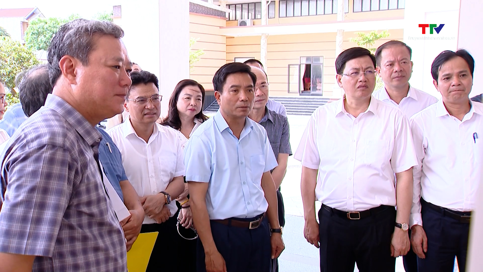 Bí thư Tỉnh ủy Nguyễn Doãn Anh kiểm tra việc bố trí trụ sở làm việc của xã, phường mới sau sắp xếp đơn vị hành chính- Ảnh 2. Bí thư Tỉnh ủy Nguyễn Doãn Anh kiểm tra việc bố trí trụ sở làm việc của xã, phường mới sau sắp xếp đơn vị hành chính- Ảnh 2.