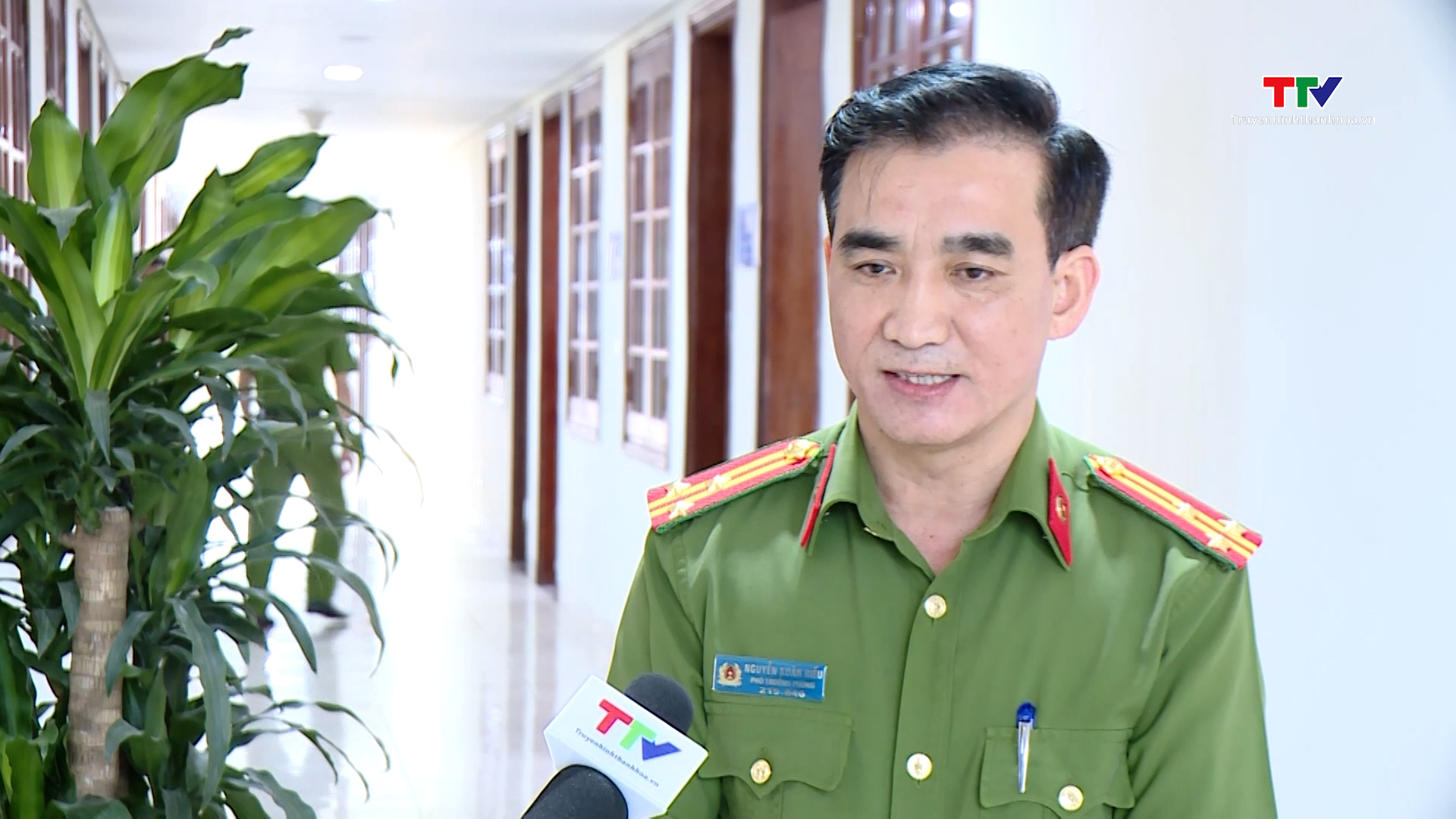 Đấu tranh quyết liệt với tình trạng buôn lậu, hàng giả, hàng kém chất lượng- Ảnh 5. Đấu tranh quyết liệt với tình trạng buôn lậu, hàng giả, hàng kém chất lượng- Ảnh 5.