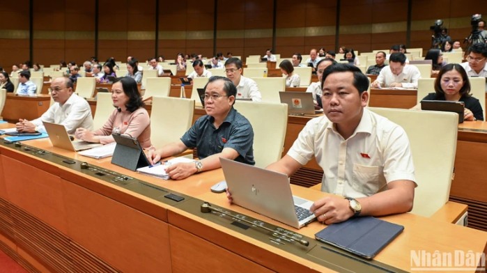 Sáng ngày 21/5, Quốc hội chốt việc rút ngắn nhiệm kỳ Quốc hội, ấn định ngày bầu cử toàn quốc- Ảnh 1. Sáng ngày 21/5, Quốc hội chốt việc rút ngắn nhiệm kỳ Quốc hội, ấn định ngày bầu cử toàn quốc- Ảnh 1.