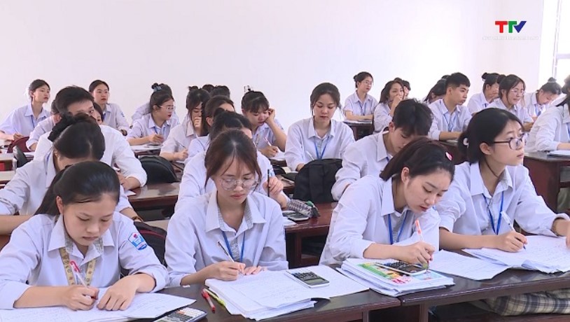 Hướng dẫn tuyển sinh đại học, cao đẳng năm 2025- Ảnh 1. Hướng dẫn tuyển sinh đại học, cao đẳng năm 2025- Ảnh 1.