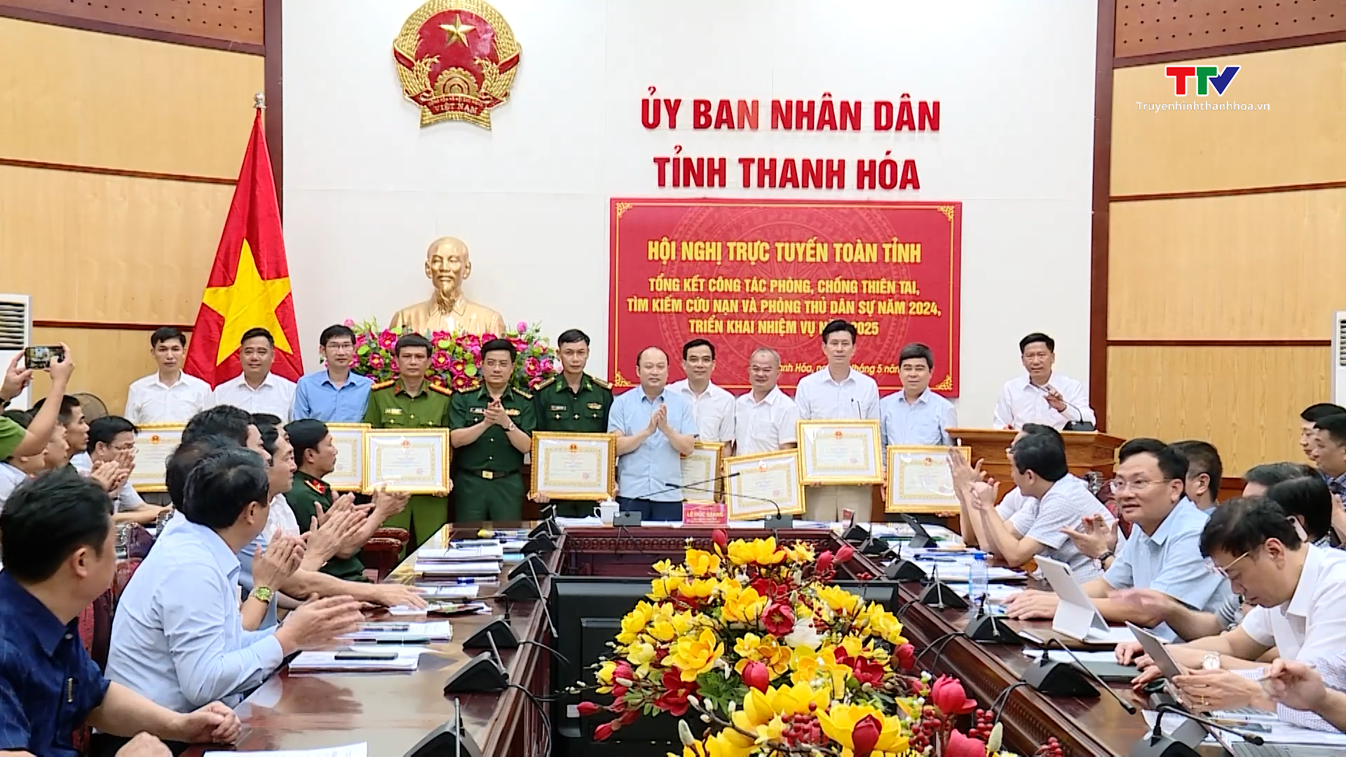 Thanh Hóa triển khai nhiệm vụ phòng chống thiên tai năm 2025- Ảnh 3. Thanh Hóa triển khai nhiệm vụ phòng chống thiên tai năm 2025- Ảnh 3.