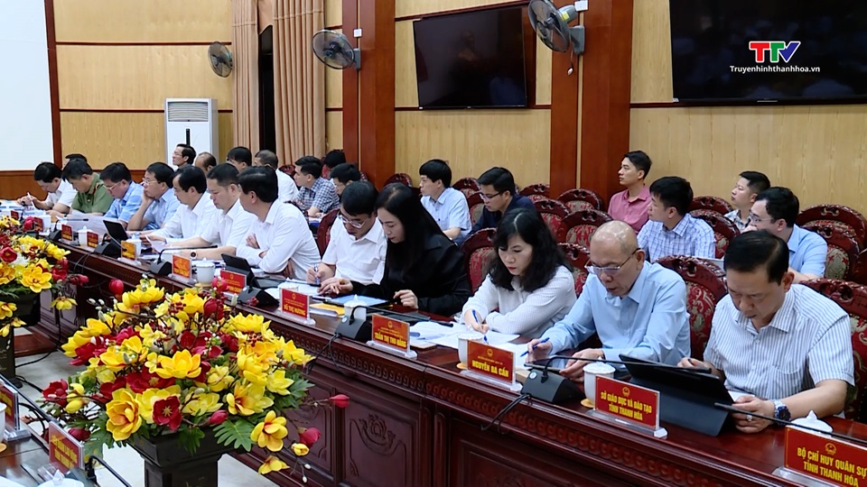 Phiên họp thường kỳ Ủy ban Nhân dân tỉnh tháng 5- Ảnh 5. Phiên họp thường kỳ Ủy ban Nhân dân tỉnh tháng 5- Ảnh 5.
