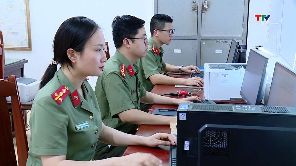 Tăng cường công tác phòng, chống hoạt động xuất nhập cảnh trái phép trên địa bàn tỉnh- Ảnh 1. Tăng cường công tác phòng, chống hoạt động xuất nhập cảnh trái phép trên địa bàn tỉnh- Ảnh 1.