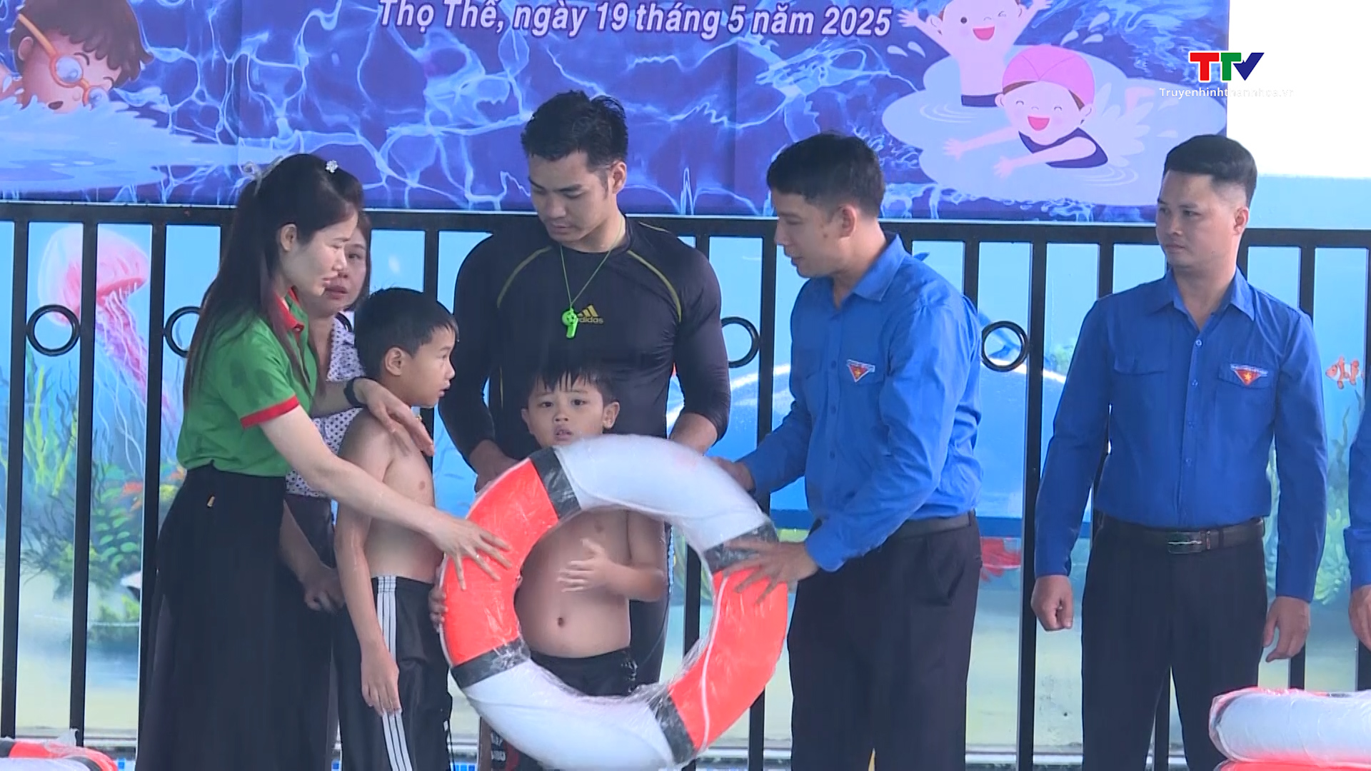 Phổ cập bơi cho trẻ - giải pháp căn cơ phòng chống đuối nước- Ảnh 2. Phổ cập bơi cho trẻ - giải pháp căn cơ phòng chống đuối nước- Ảnh 2.