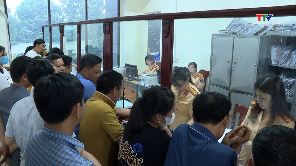 Tăng cường giải quyết vi phạm hành chính cho người dân sau khi giải thể công an cấp huyện- Ảnh 3.