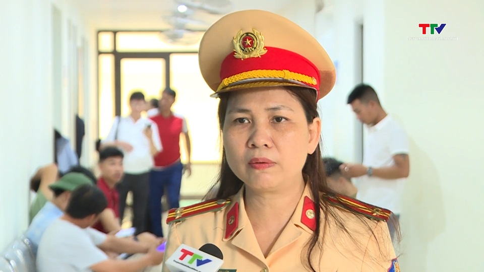 Tăng cường giải quyết vi phạm hành chính cho người dân sau khi giải thể công an cấp huyện- Ảnh 4.