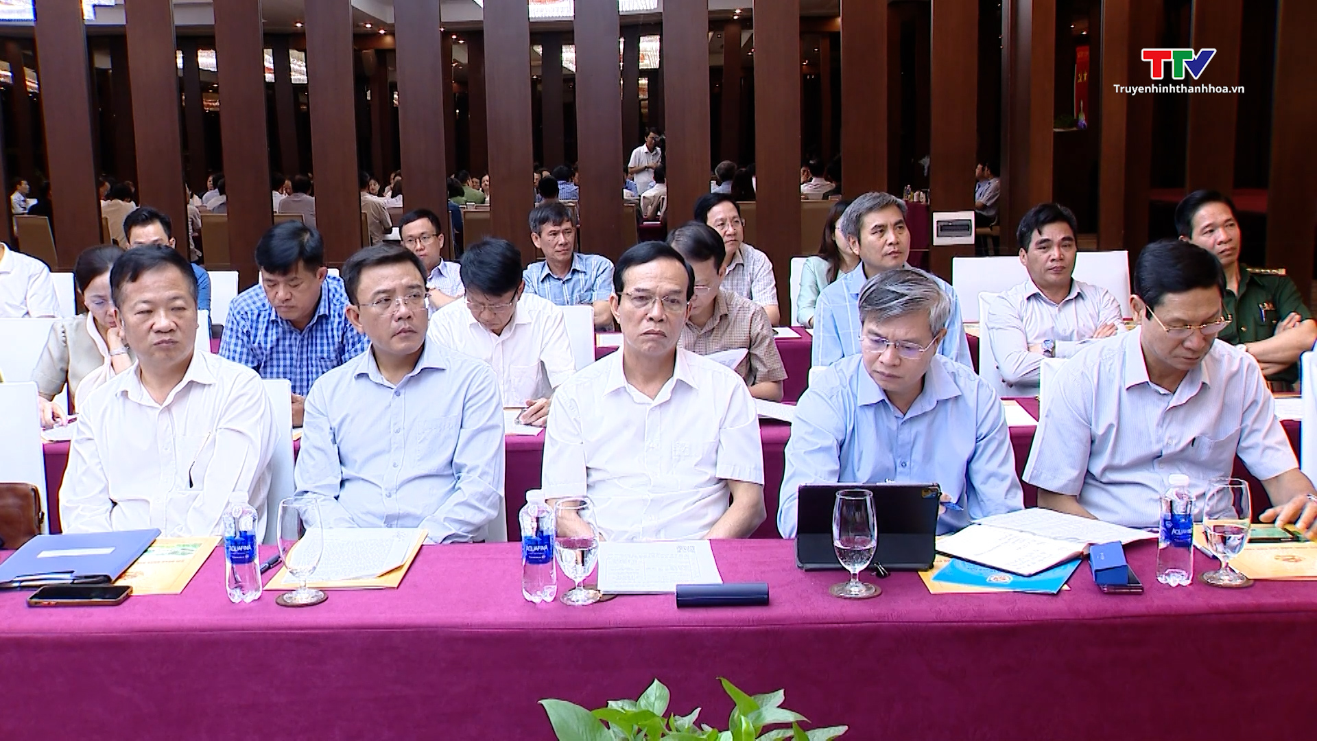 Thường trực HĐND tỉnh lấy ý kiến về dự thảo nghị quyết sửa đổi, bổ sung một số điều của Hiến pháp năm 2013- Ảnh 7.
