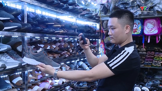 Khi tiểu thương chợ truyền thống bán hàng online- Ảnh 2.