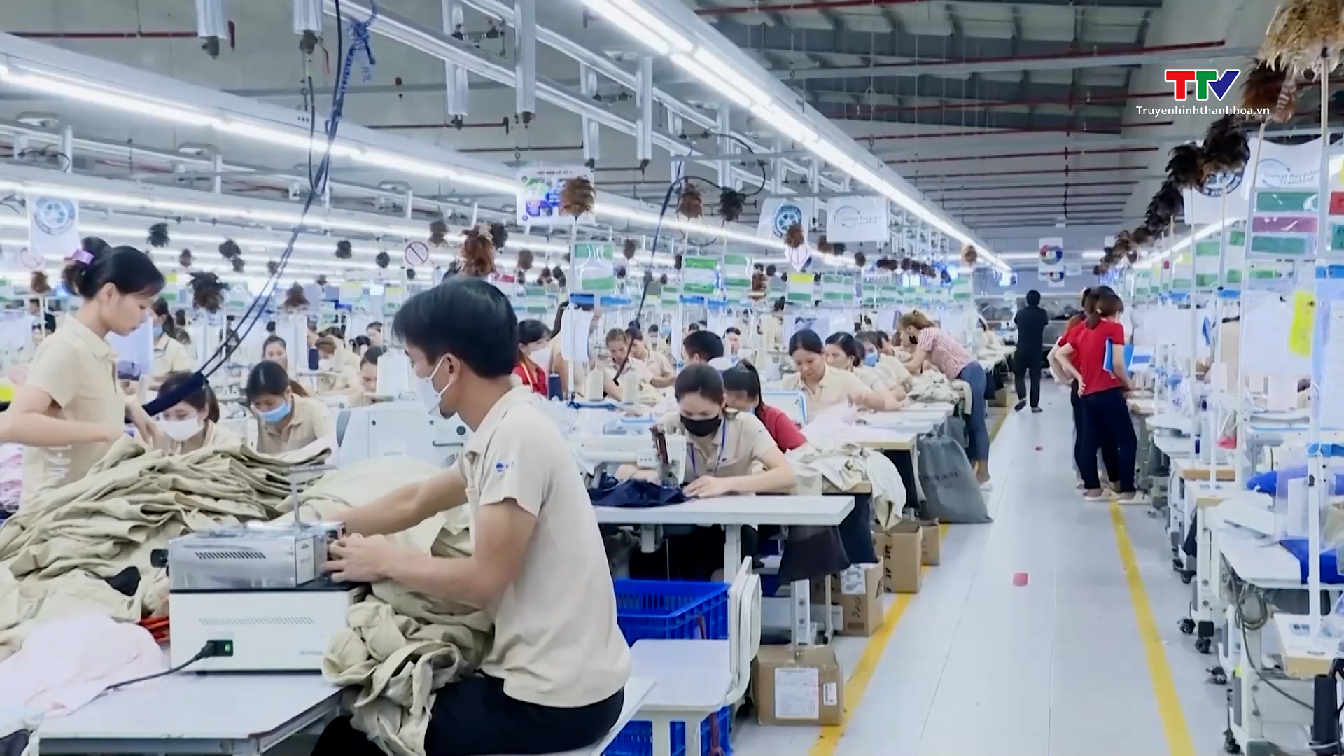 Huyện Ngọc Lặc đạt chuẩn nông thôn mới - Ảnh 1. Huyện Ngọc Lặc đạt chuẩn nông thôn mới - Ảnh 1.