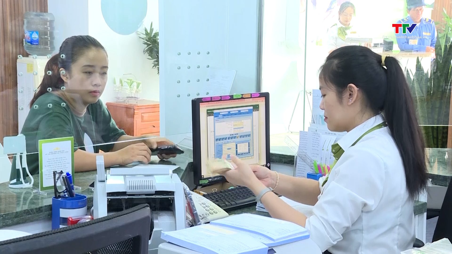 Sẽ cảnh báo nghi lừa đảo khi chuyển tiền - Ảnh 1. Sẽ cảnh báo nghi lừa đảo khi chuyển tiền - Ảnh 1.