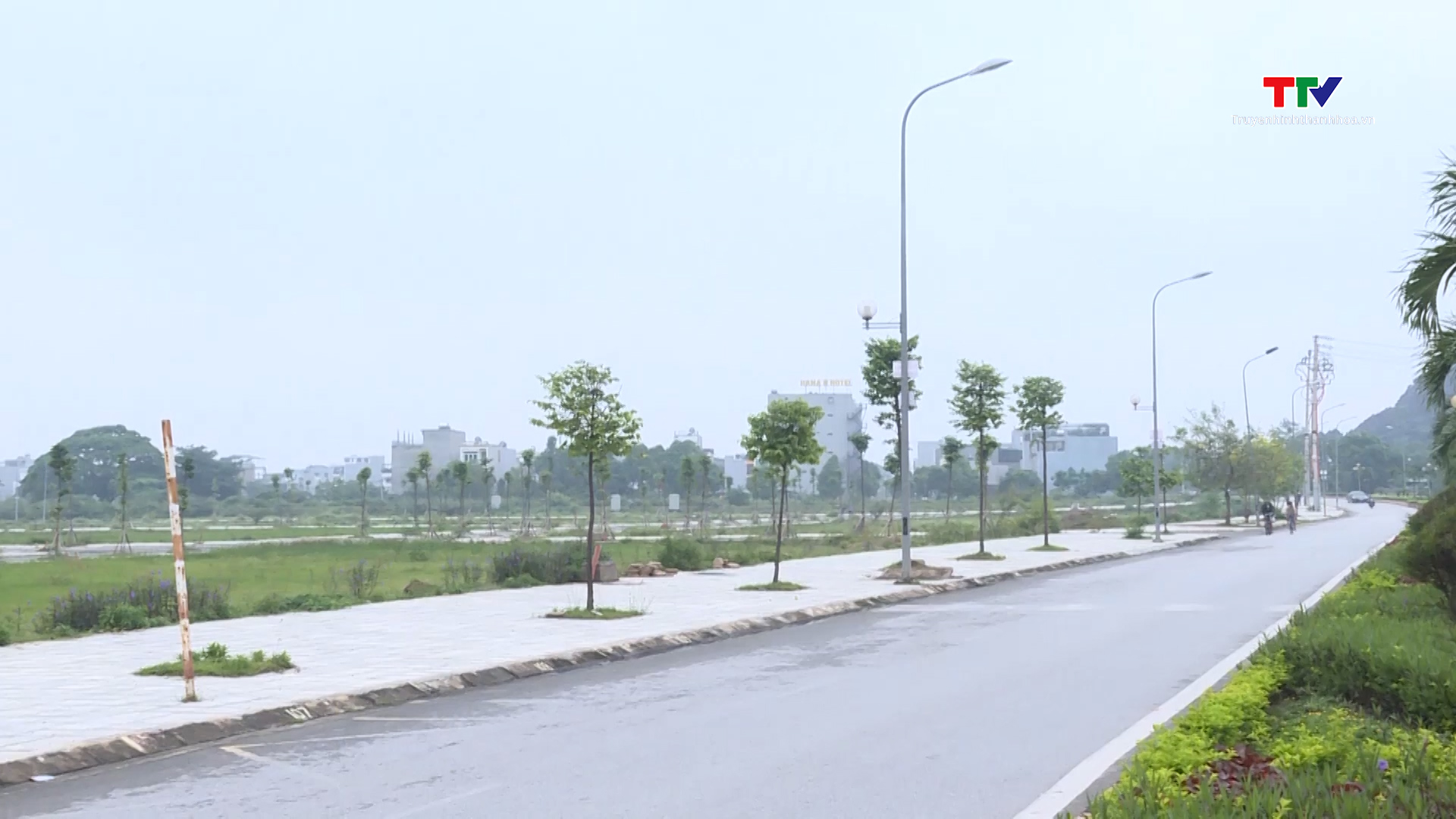 Mất biển báo giao thông trên đường Trịnh Kiểm, thành phố Thanh Hóa- Ảnh 2. Mất biển báo giao thông trên đường Trịnh Kiểm, thành phố Thanh Hóa- Ảnh 2.