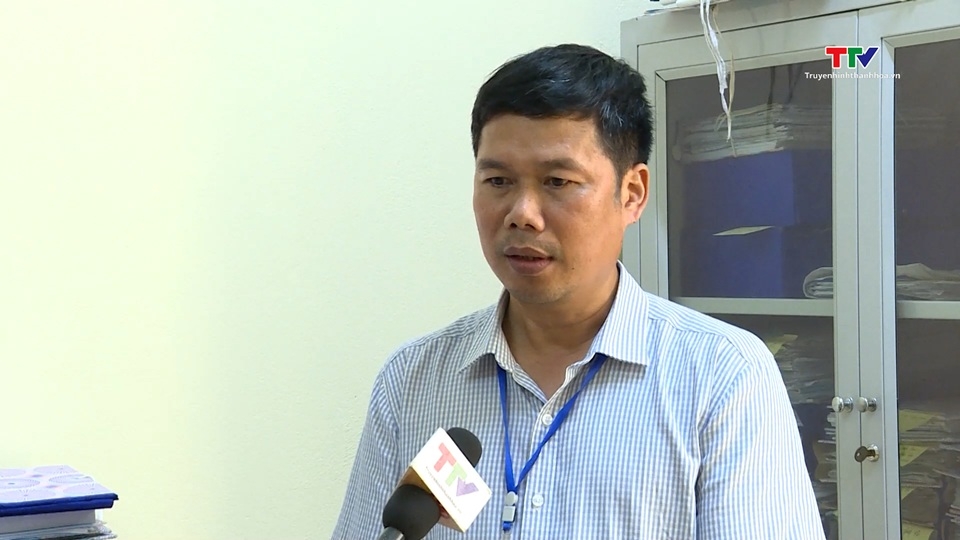 Khẩn trương chỉnh lý, lưu trữ hồ sơ trong quá trình sắp xếp đơn vị hành chính- Ảnh 1. Khẩn trương chỉnh lý, lưu trữ hồ sơ trong quá trình sắp xếp đơn vị hành chính- Ảnh 1.
