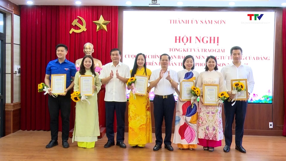 Sầm Sơn tổng kết cuộc thi chính luận bảo vệ nền tảng tư tưởng của Đảng năm 2025- Ảnh 1.