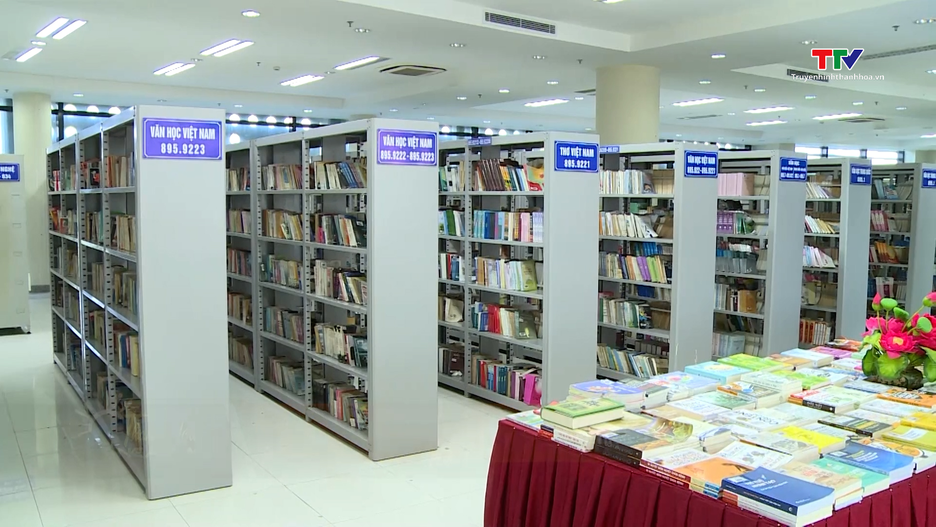 Thư viện tỉnh Thanh Hoá nâng cao chất lượng phục vụ bạn đọc- Ảnh 3. Thư viện tỉnh Thanh Hoá nâng cao chất lượng phục vụ bạn đọc- Ảnh 3.