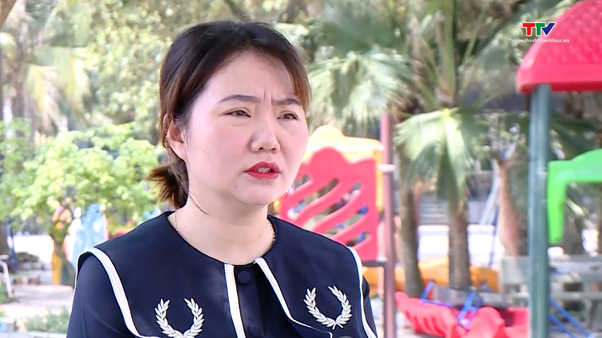 Huyện Hoằng Hóa đảm bảo vệ sinh môi trường mùa du lịch- Ảnh 2. Huyện Hoằng Hóa đảm bảo vệ sinh môi trường mùa du lịch- Ảnh 2.