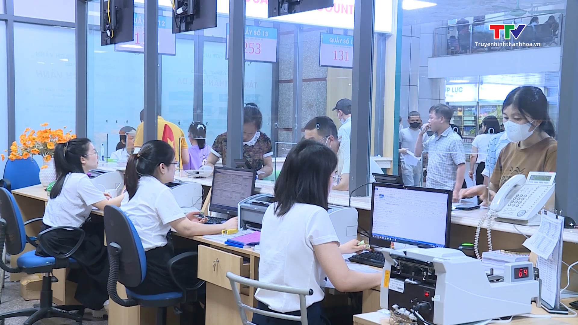 Bệnh nhân nhập viện cấp cứu không biến động nhiều so với ngày thường- Ảnh 4. Bệnh nhân nhập viện cấp cứu không biến động nhiều so với ngày thường- Ảnh 4.