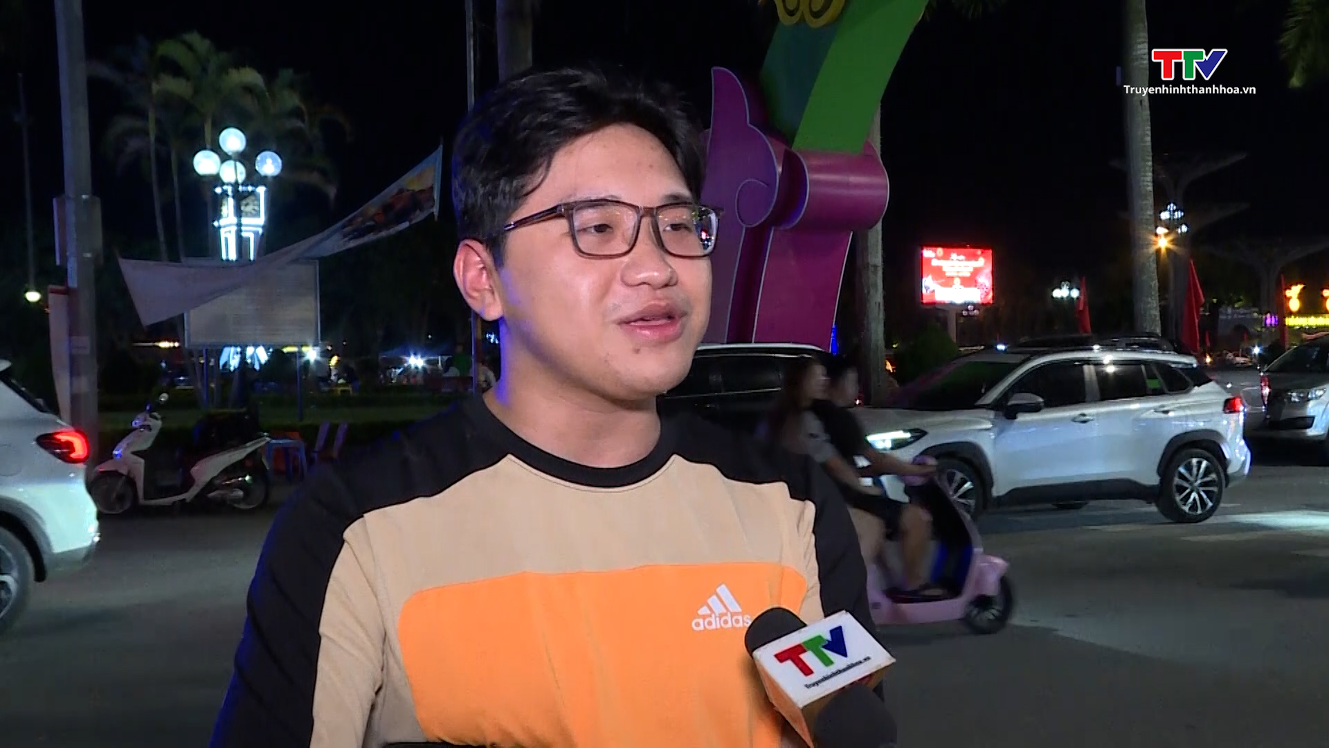 Vẫn còn nhiều vi phạm giao thông dịp nghỉ lễ- Ảnh 2. Vẫn còn nhiều vi phạm giao thông dịp nghỉ lễ- Ảnh 2.