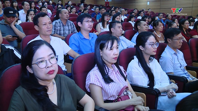 Công bố Quyết định thành lập Báo và Đài Phát thanh - Truyền hình Thanh Hoá- Ảnh 5. Công bố Quyết định thành lập Báo và Đài Phát thanh - Truyền hình Thanh Hoá- Ảnh 5.