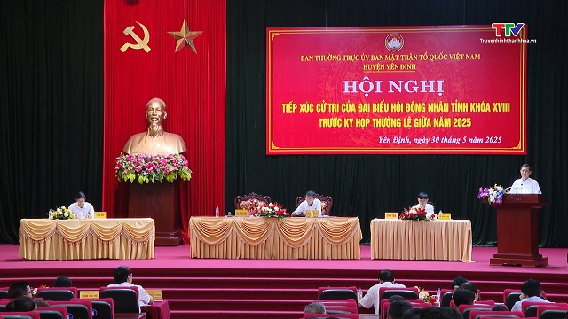 Đại biểu Hội đồng Nhân dân tỉnh khoá XVIII tiếp xúc cử tri huyện Yên Định- Ảnh 1. Đại biểu Hội đồng Nhân dân tỉnh khoá XVIII tiếp xúc cử tri huyện Yên Định- Ảnh 1.