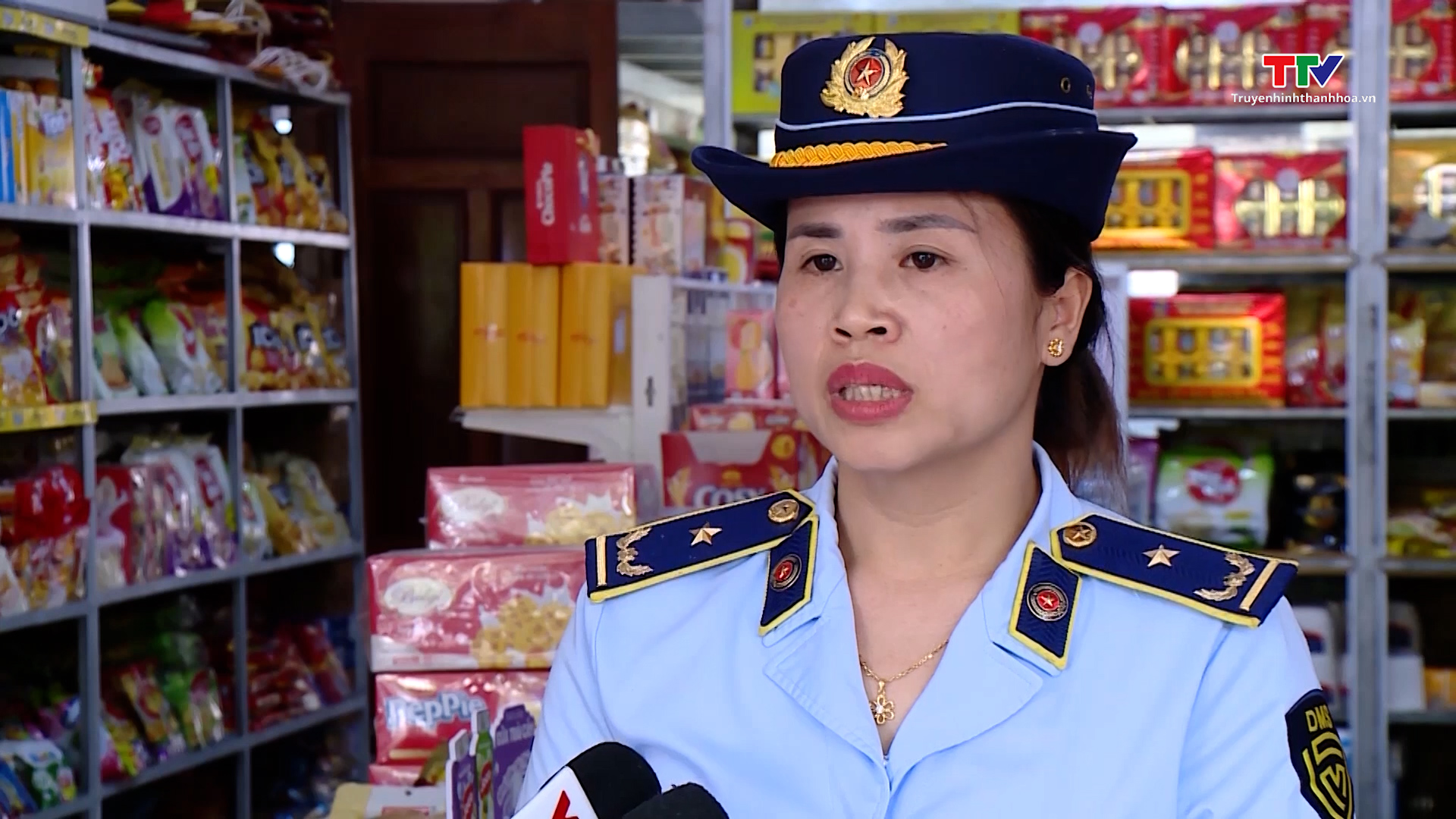 Siết chặt quản lý thị trường hàng hoá khu vực nông thôn miền núi- Ảnh 3. Siết chặt quản lý thị trường hàng hoá khu vực nông thôn miền núi- Ảnh 3.