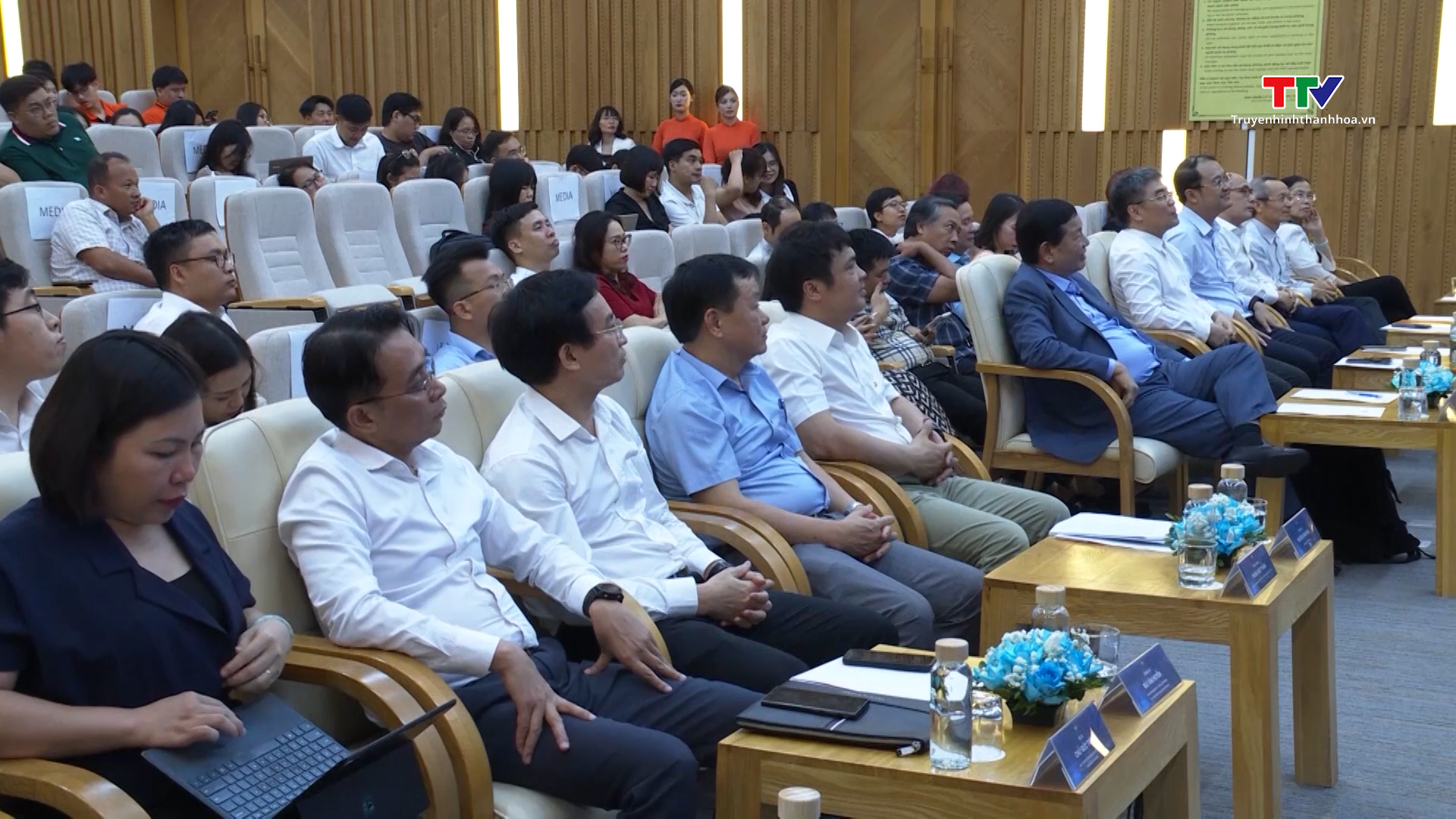 Việt Nam đặt mục tiêu có 100.000 sinh viên ICT tốt nghiệp mỗi năm- Ảnh 2. Việt Nam đặt mục tiêu có 100.000 sinh viên ICT tốt nghiệp mỗi năm- Ảnh 2.
