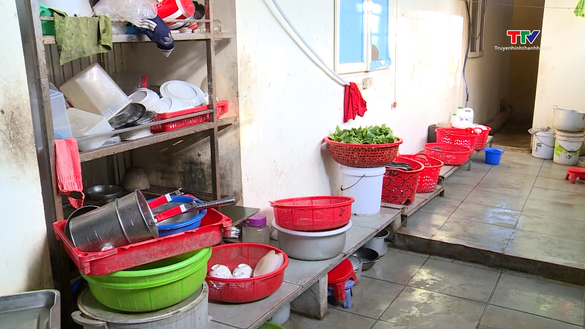 Tăng cường đảm bảo vệ sinh an toàn thực phẩm tại căng tin, bếp ăn bệnh viện
- Ảnh 2. Tăng cường đảm bảo vệ sinh an toàn thực phẩm tại căng tin, bếp ăn bệnh viện
- Ảnh 2.