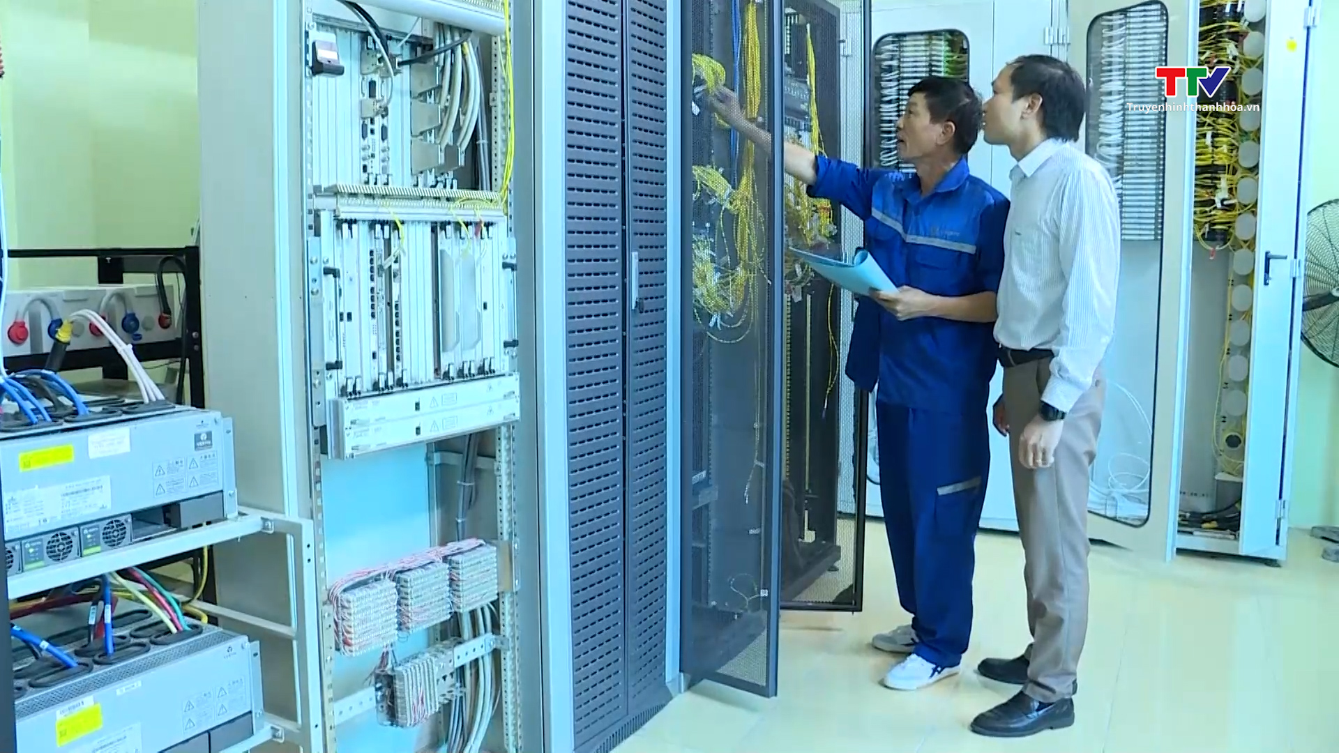 Thanh Hoá lan toả phong trào bình dân học vụ số - Ảnh 1. Thanh Hoá lan toả phong trào bình dân học vụ số - Ảnh 1.
