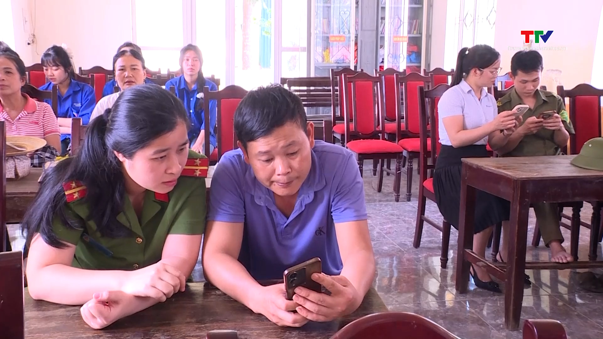 Thanh Hoá lan toả phong trào bình dân học vụ số - Ảnh 3. Thanh Hoá lan toả phong trào bình dân học vụ số - Ảnh 3.