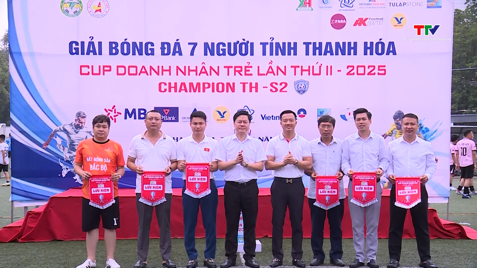 Khai mạc Giải bóng đá Cup Doanh nhân trẻ lần thứ II năm 2025- Ảnh 1. Khai mạc Giải bóng đá Cup Doanh nhân trẻ lần thứ II năm 2025- Ảnh 1.
