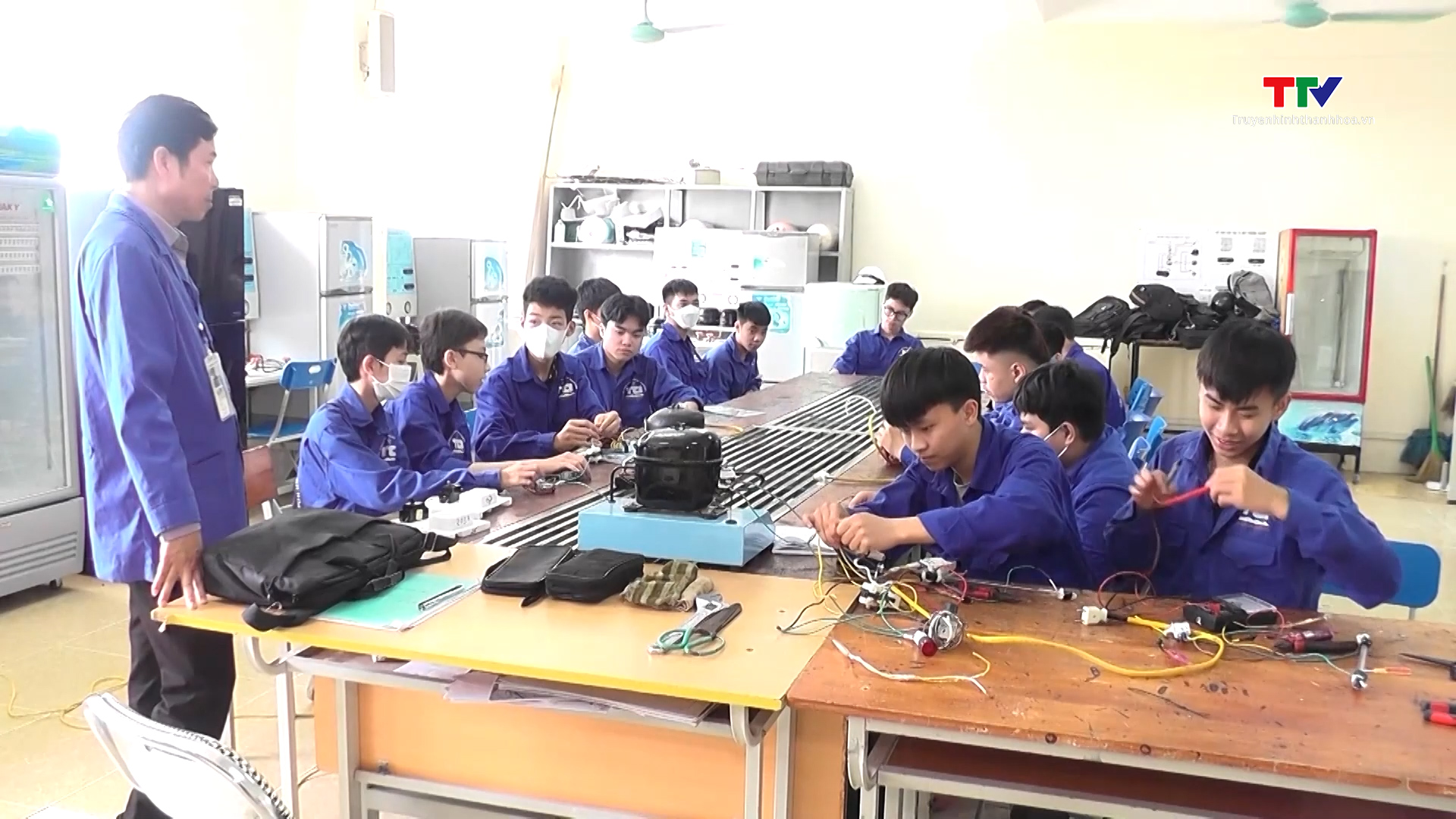 Đổi mới đào tạo nghề trong kỷ nguyên số- Ảnh 6. Đổi mới đào tạo nghề trong kỷ nguyên số- Ảnh 6.