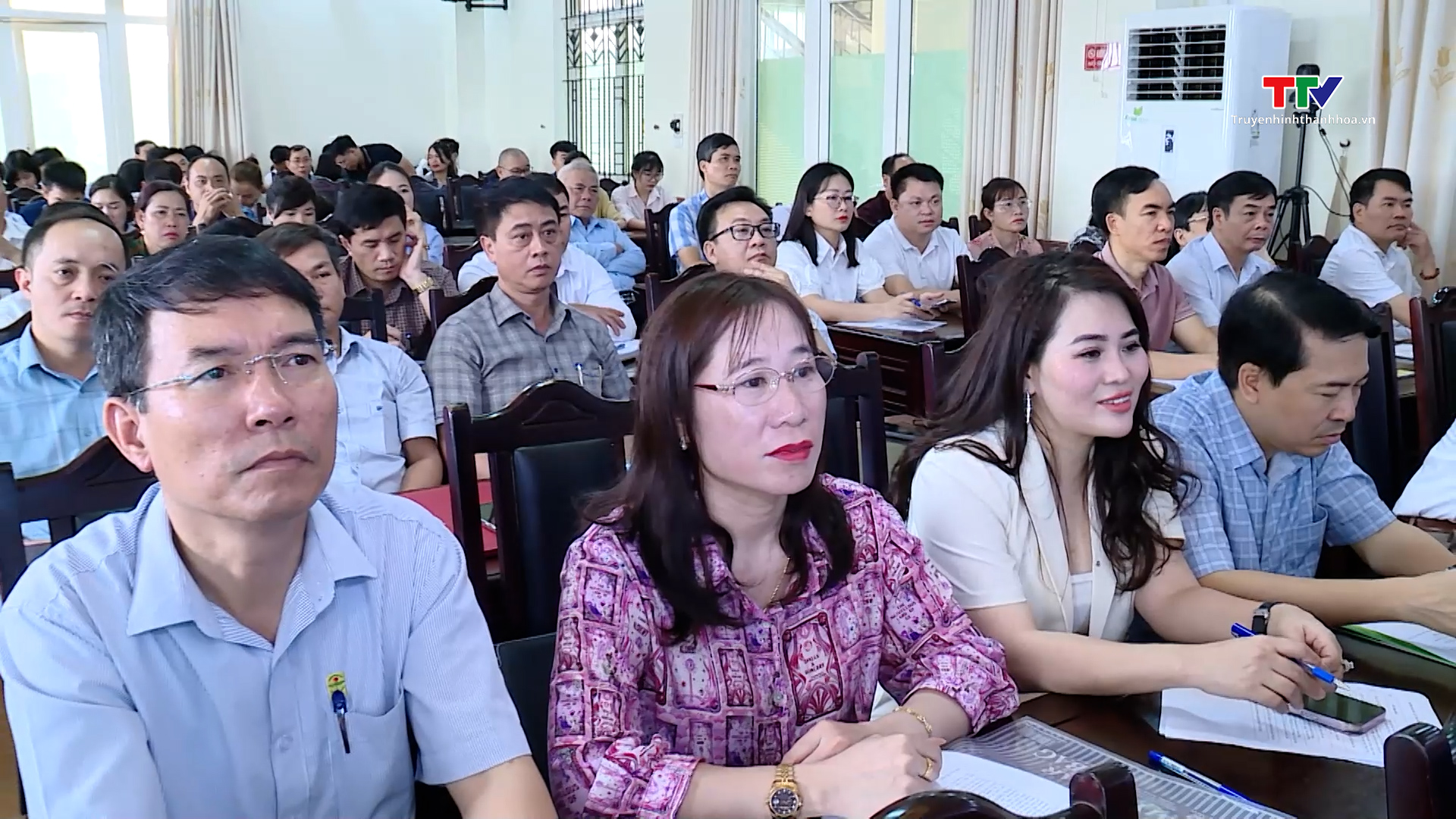 Ngành Nông nghiệp và Môi trường triển khai các giải pháp nâng cao Chỉ số năng lực cạnh tranh
- Ảnh 3. Ngành Nông nghiệp và Môi trường triển khai các giải pháp nâng cao Chỉ số năng lực cạnh tranh
- Ảnh 3.