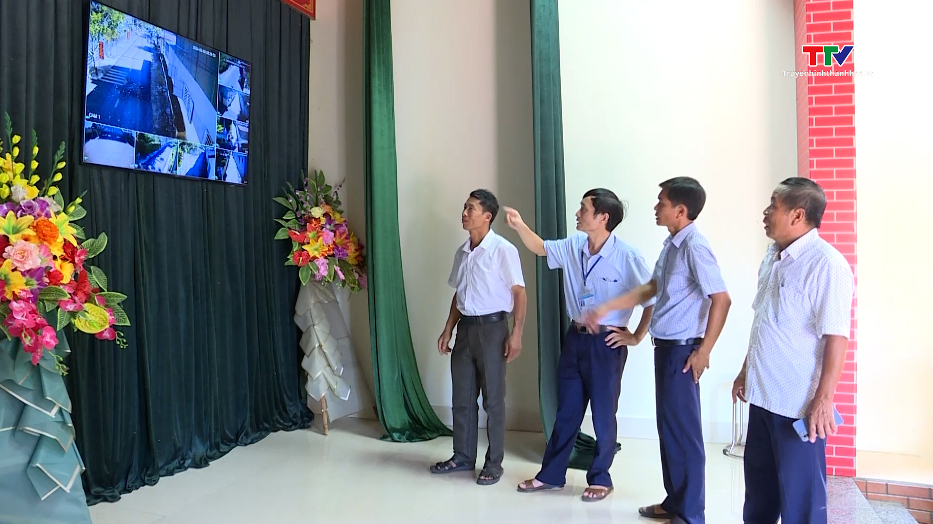 Xây dựng thôn, bản Nông thôn mới kiểu mẫu vượt kế hoạch đề ra- Ảnh 3. Xây dựng thôn, bản Nông thôn mới kiểu mẫu vượt kế hoạch đề ra- Ảnh 3.
