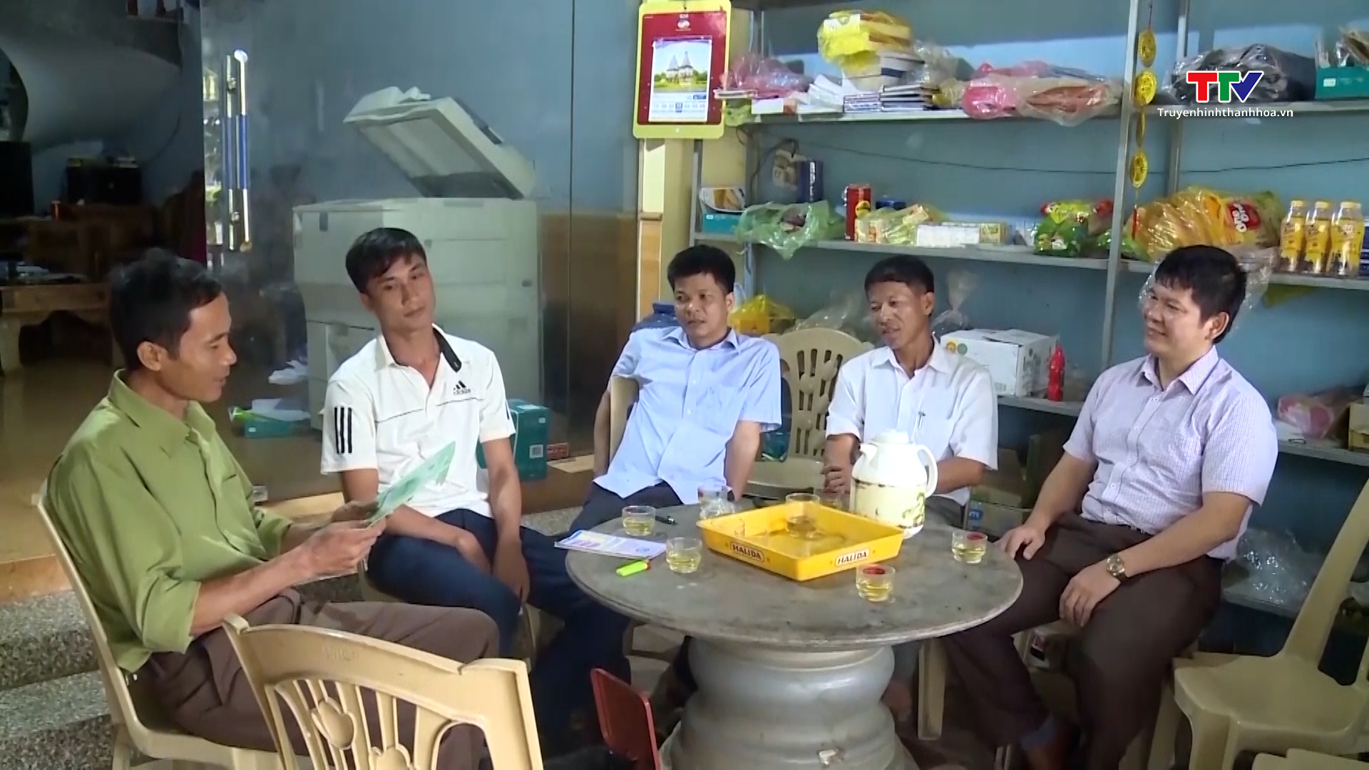 Cải thiện mức lương hưu nhằm đảm bảo an sinh khi về già- Ảnh 2. Cải thiện mức lương hưu nhằm đảm bảo an sinh khi về già- Ảnh 2.