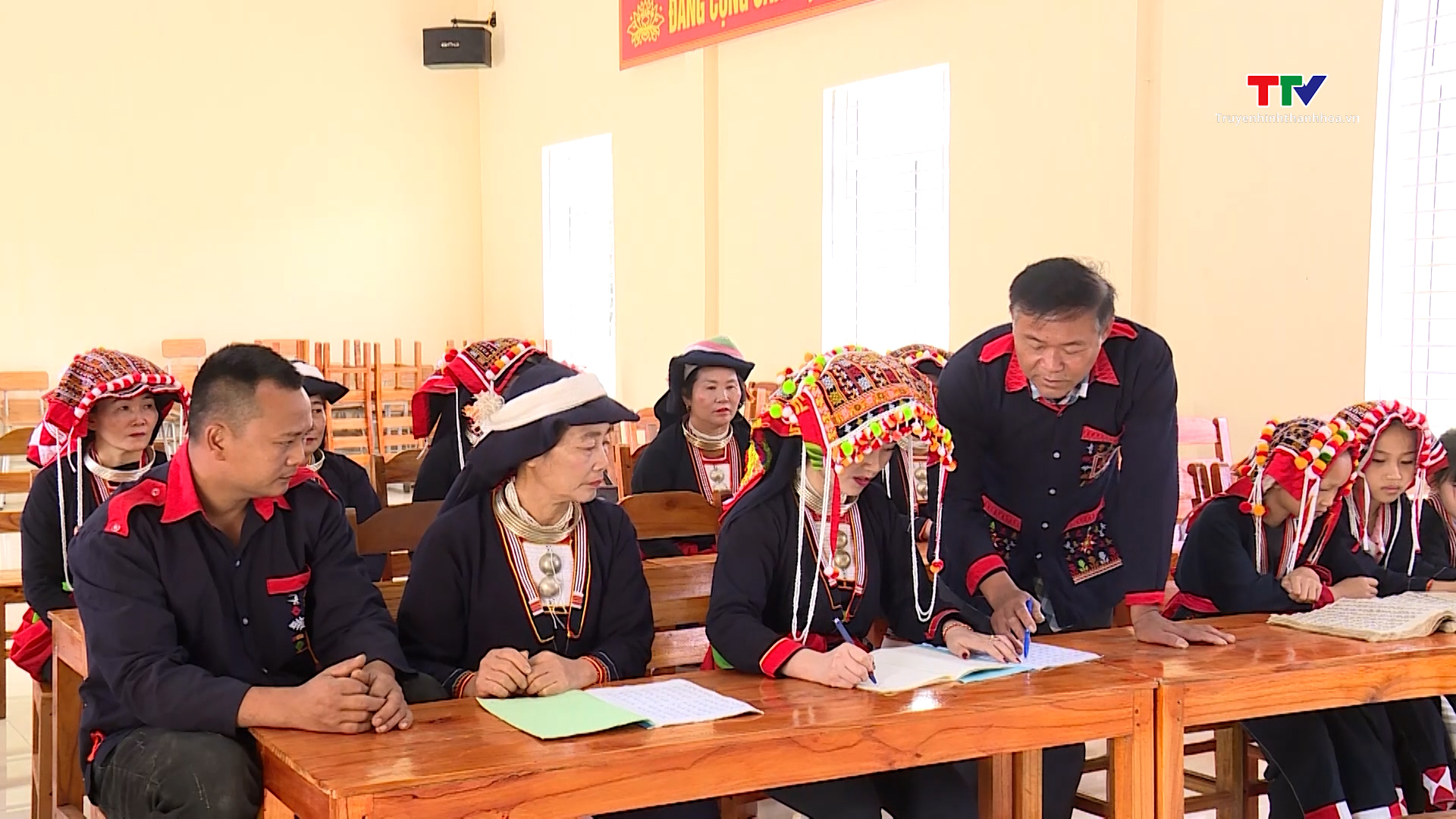 Những người “giữ lửa” văn hóa dân tộc Dao- Ảnh 6. Những người “giữ lửa” văn hóa dân tộc Dao- Ảnh 6.