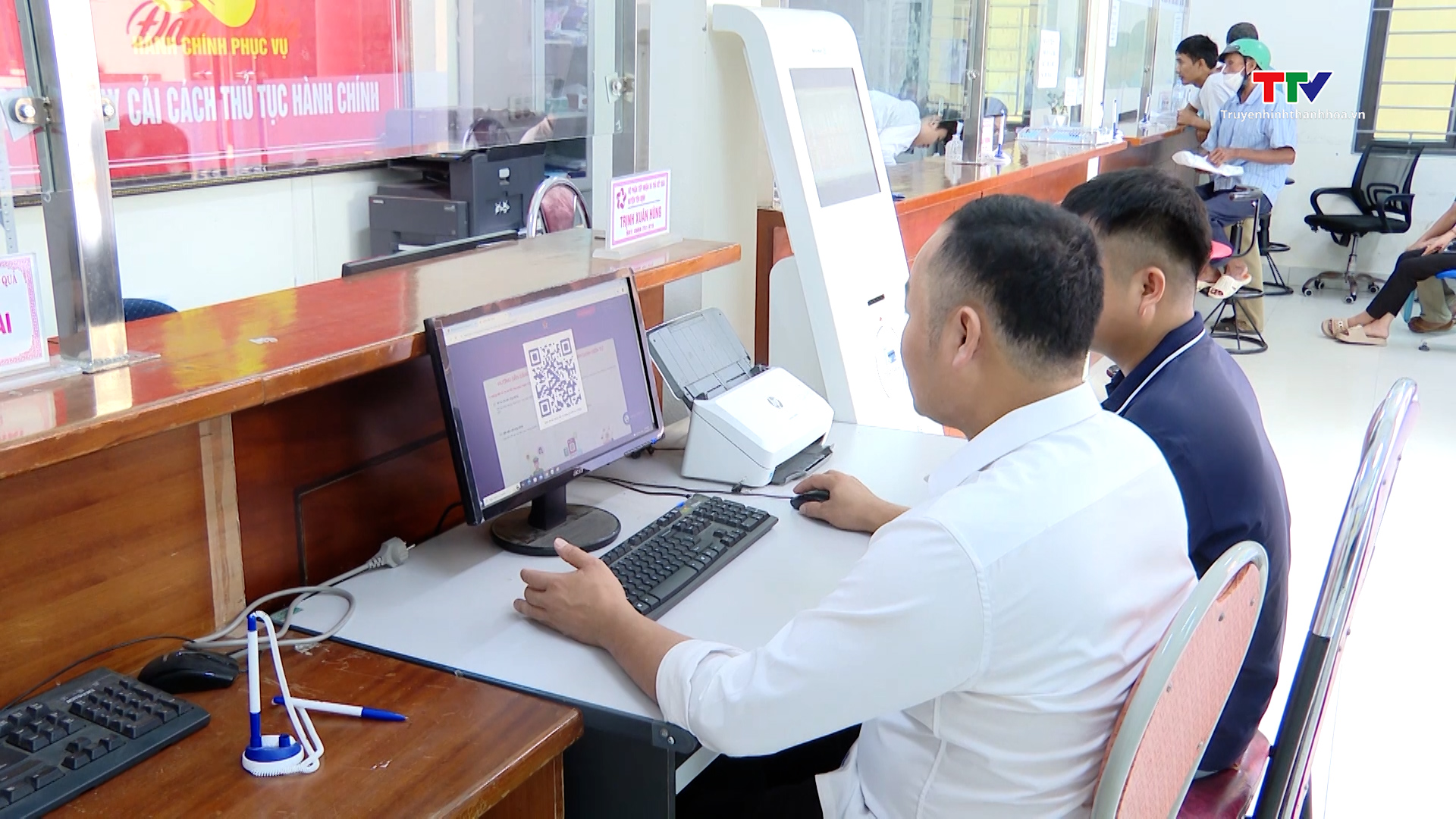 Đẩy mạnh ứng dụng khoa học công nghệ trong quản lý đất đai- Ảnh 1. Đẩy mạnh ứng dụng khoa học công nghệ trong quản lý đất đai- Ảnh 1.