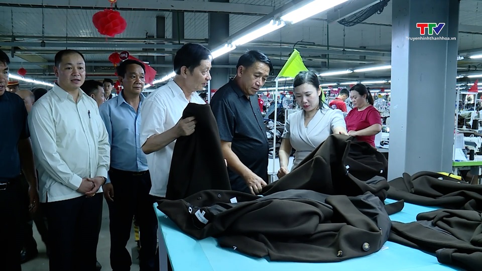 Đoàn đại biểu Ủy ban Mặt trận Lào xây dựng đất nước tỉnh Hủa Phăn tham quan, tìm hiểu tại tỉnh Thanh Hóa- Ảnh 1. Đoàn đại biểu Ủy ban Mặt trận Lào xây dựng đất nước tỉnh Hủa Phăn tham quan, tìm hiểu tại tỉnh Thanh Hóa- Ảnh 1.