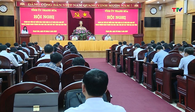 Cam kết trách nhiệm hoàn thành xóa nhà tạm, nhà dột nát trên địa bàn tỉnh- Ảnh 1. Cam kết trách nhiệm hoàn thành xóa nhà tạm, nhà dột nát trên địa bàn tỉnh- Ảnh 1.