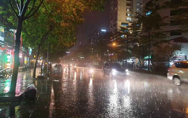 Từ chiều tối 9/5 - 11/5, Thanh Hóa có mưa rào và dông nhiều nơi- Ảnh 1. Từ chiều tối 9/5 - 11/5, Thanh Hóa có mưa rào và dông nhiều nơi- Ảnh 1.