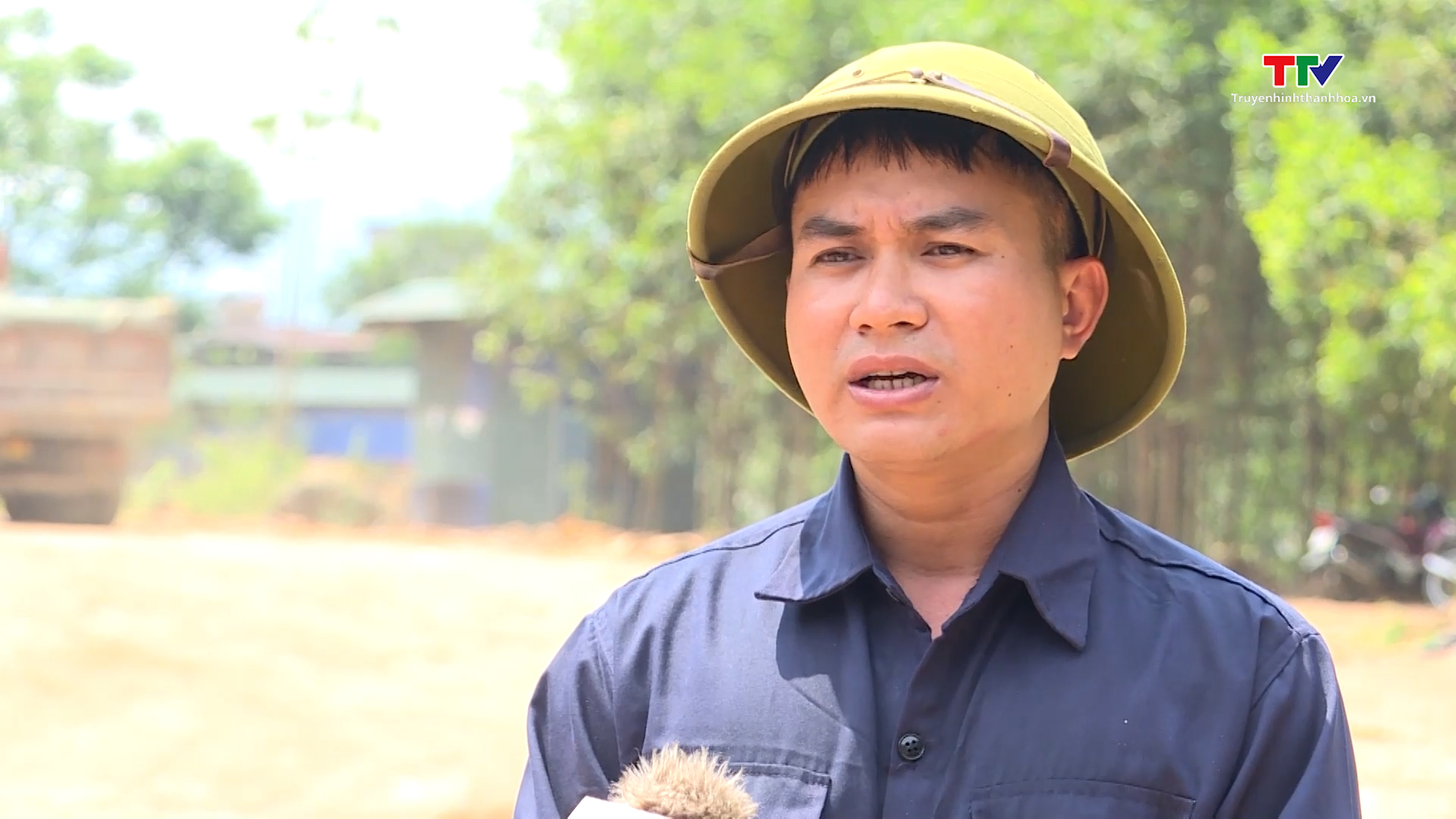 Siết chặt kiểm soát tải trọng phương tiện ngay từ đầu mỏ khai thác- Ảnh 1. Siết chặt kiểm soát tải trọng phương tiện ngay từ đầu mỏ khai thác- Ảnh 1.